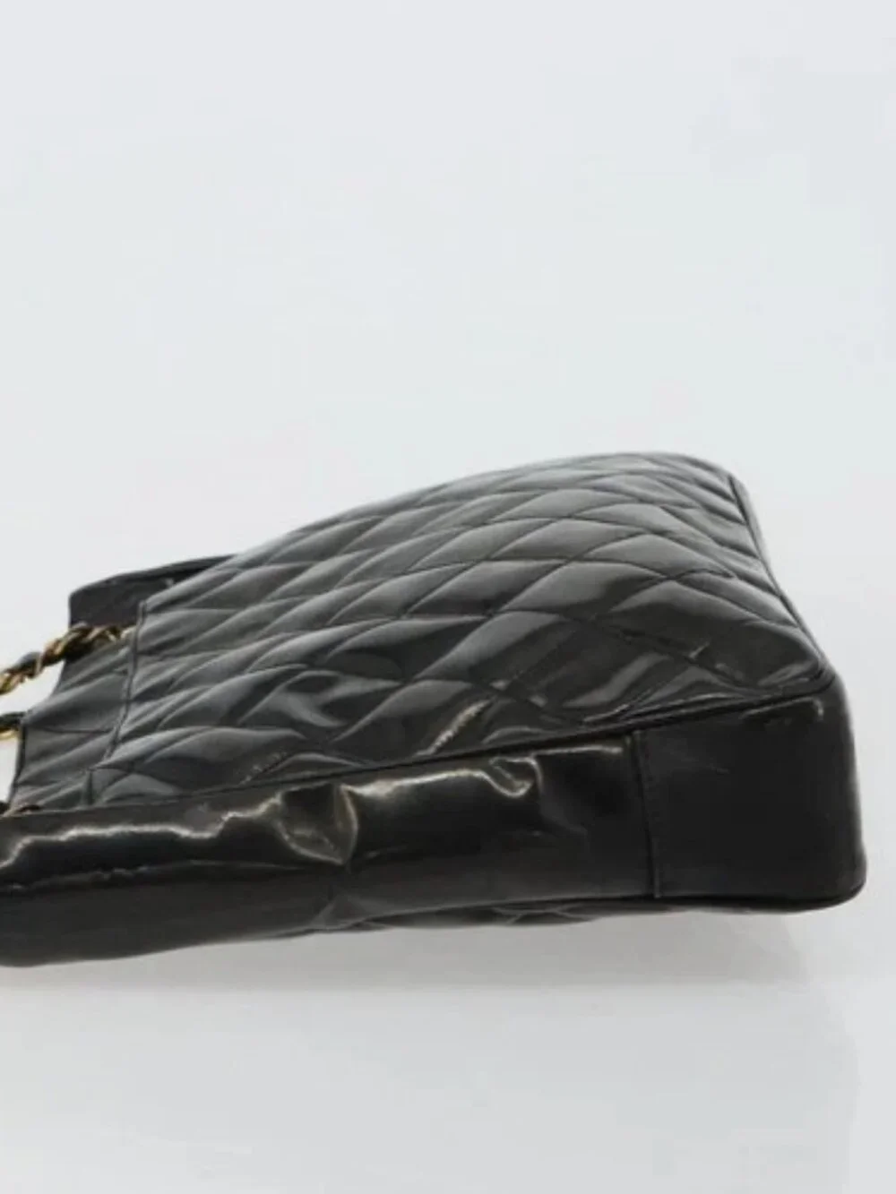 CHANEL Matelasse Chain Tote Bag Patent Leather Black Gold CC Auth bs35172